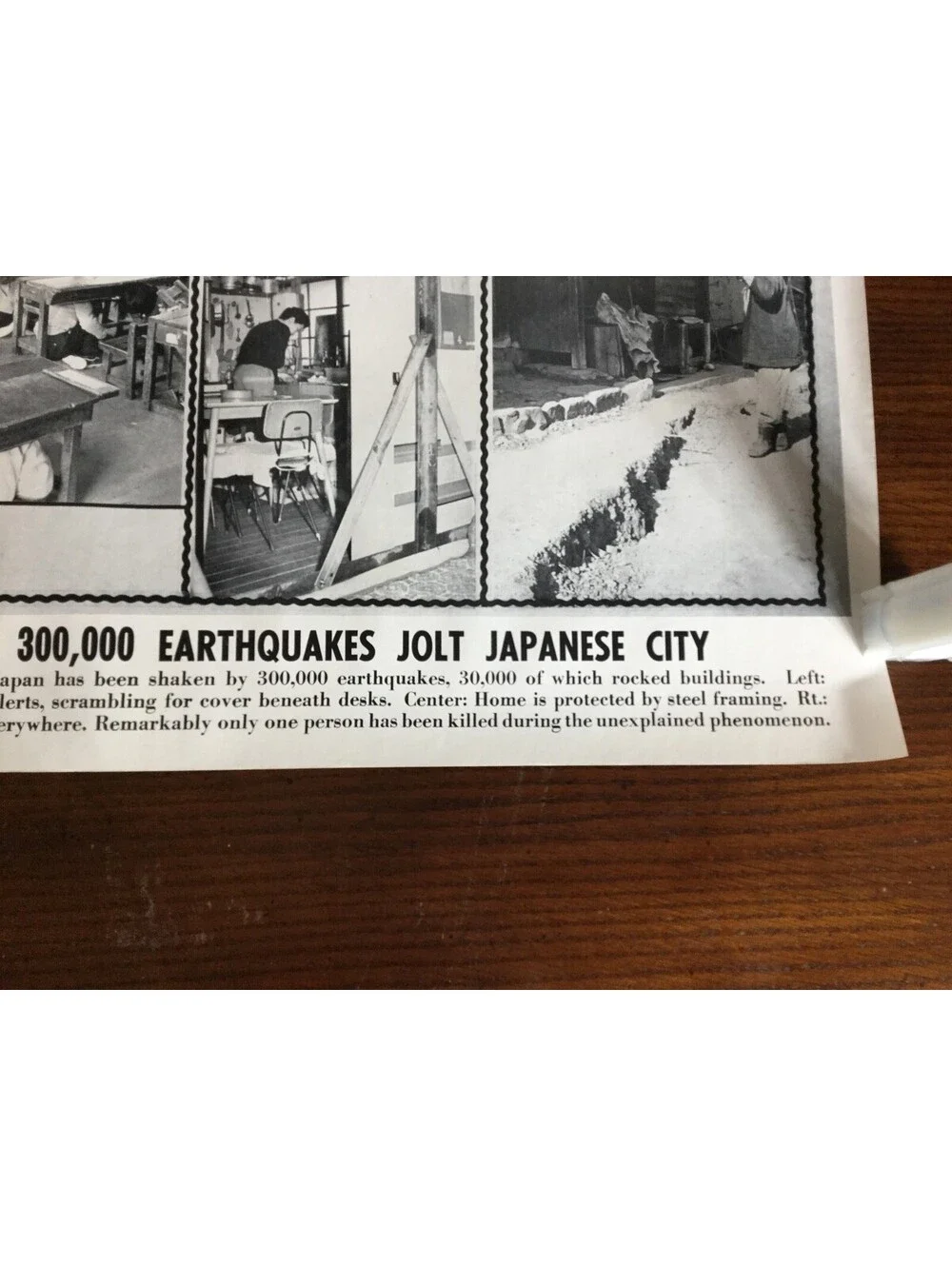 Illustrated Current News Photo - 300,000 Earthquakes Japanese Matsushiro City
